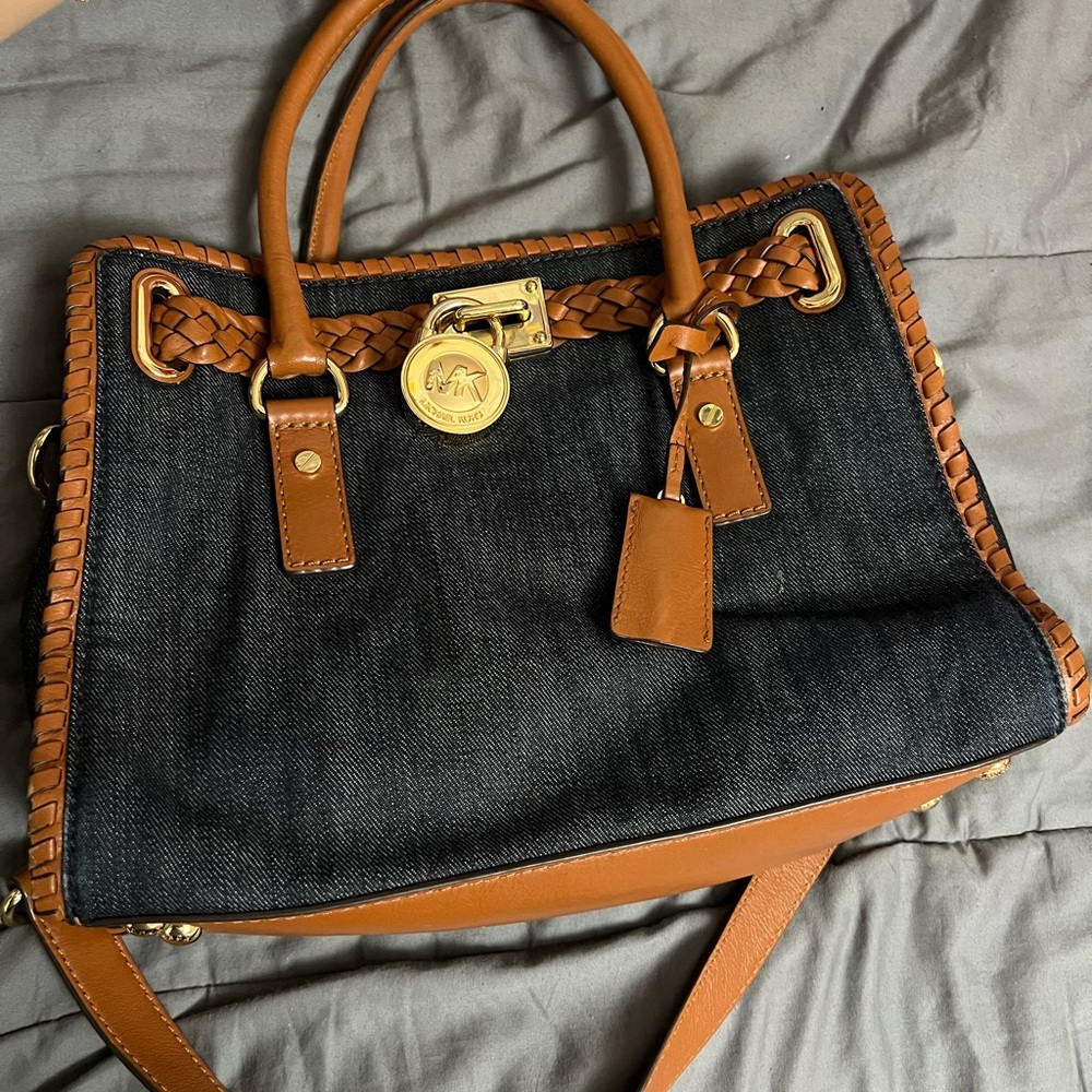 Michael Kors Black and Tan Shoulder Bag - Picture 6 of 6